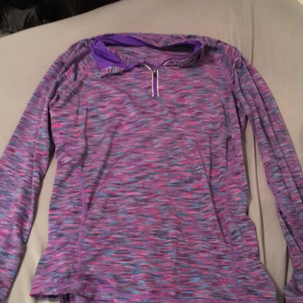 3/4 zip athletic top